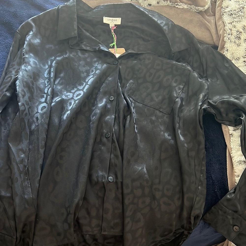 Umgee cheetah button up